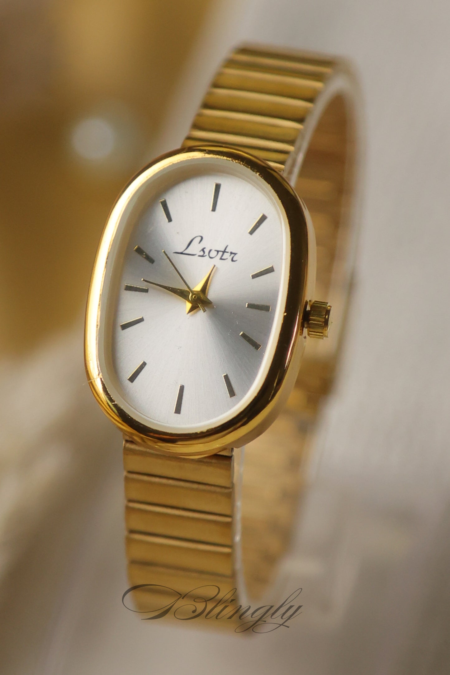 Lustr Oval Gold
