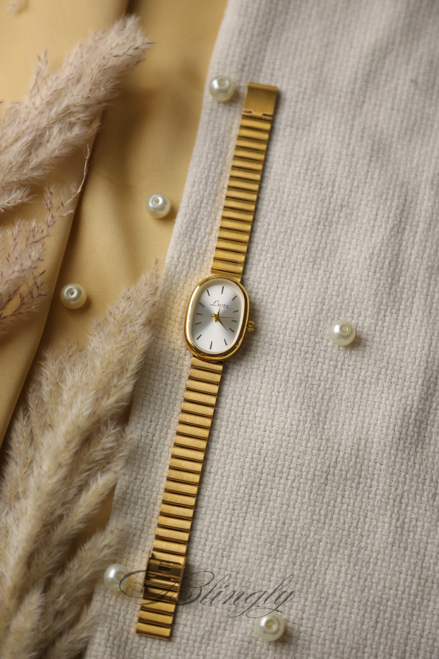 Lustr Oval Gold