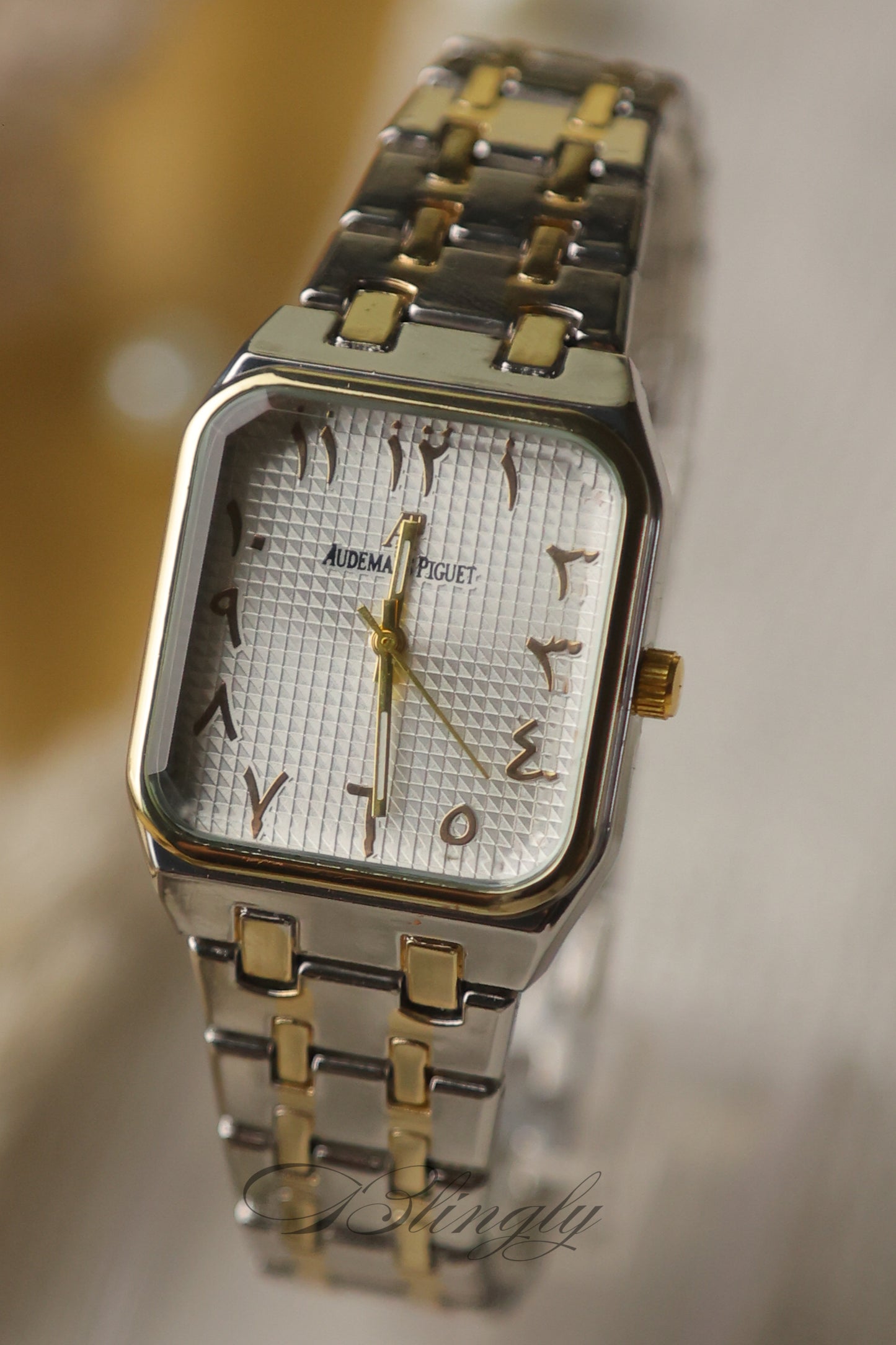 Ap Roman TwoTone